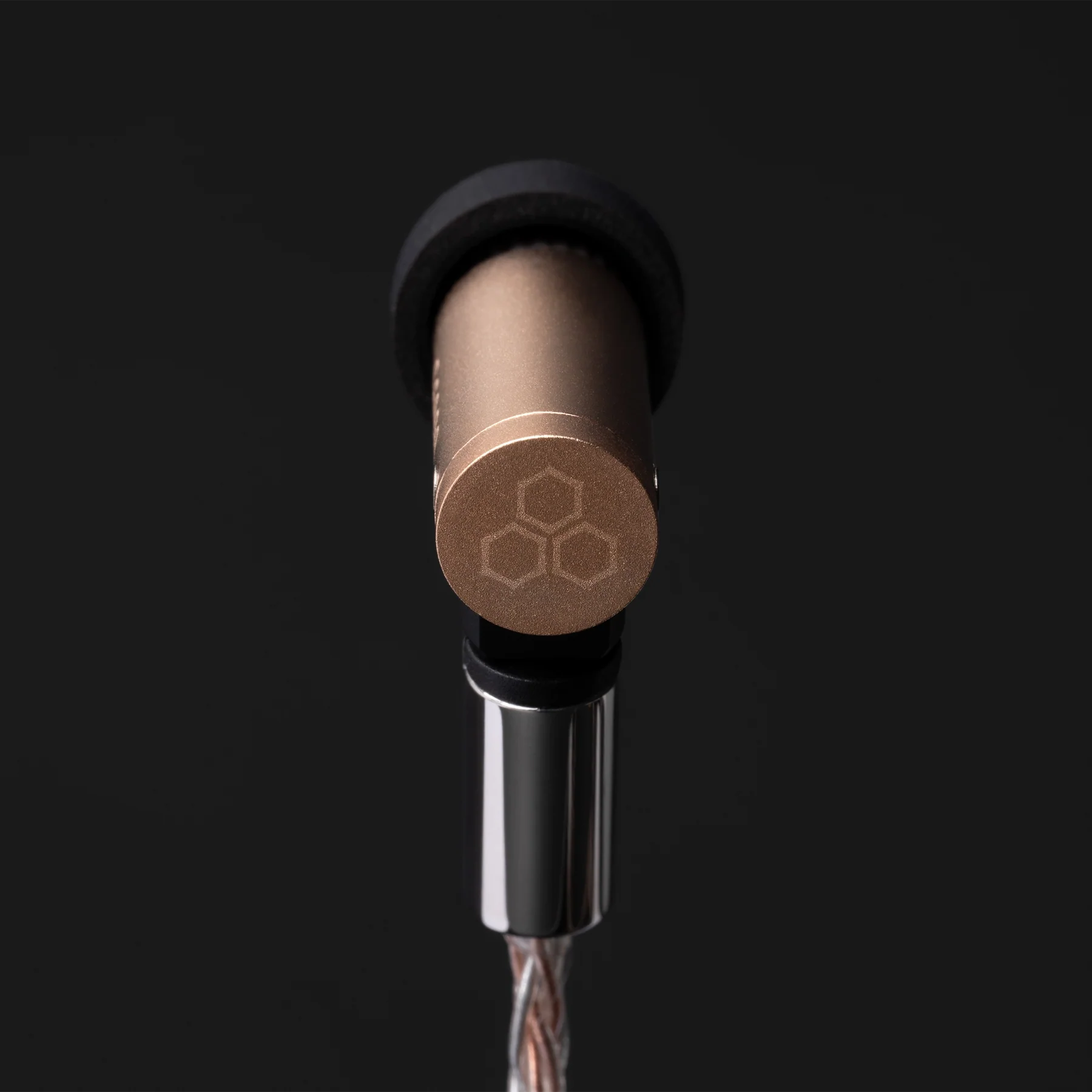 Final Audio S6000